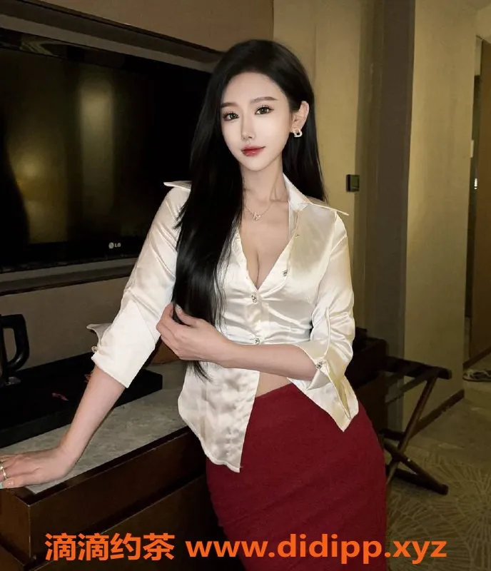 上海楼凤-普陀刘玥，166cm身高，C罩杯，1498起