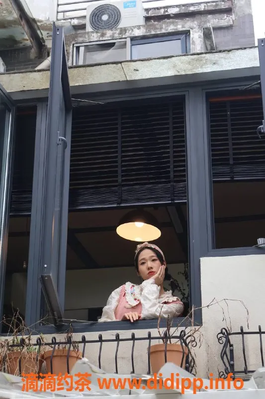 成都上门服务-成都冉宝儿，165高挑嫩妹，600元/次