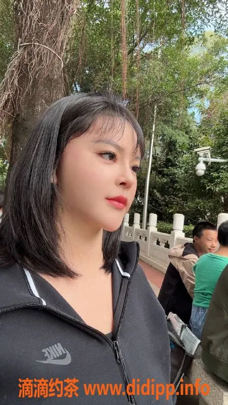 深圳楼凤-福田婉木清，御姐大胸，2300包夜