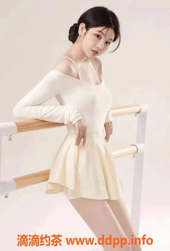 北京楼凤-丰台公益西桥甜甜，25岁165身高C罩杯