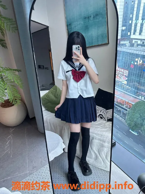 深圳楼凤-罗湖小糯米，4500元超值体验等你来！