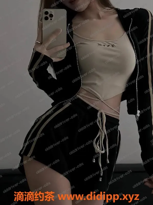 成都楼凤-南门亦可，167cm高挑C罩杯，服务多样仅需800P