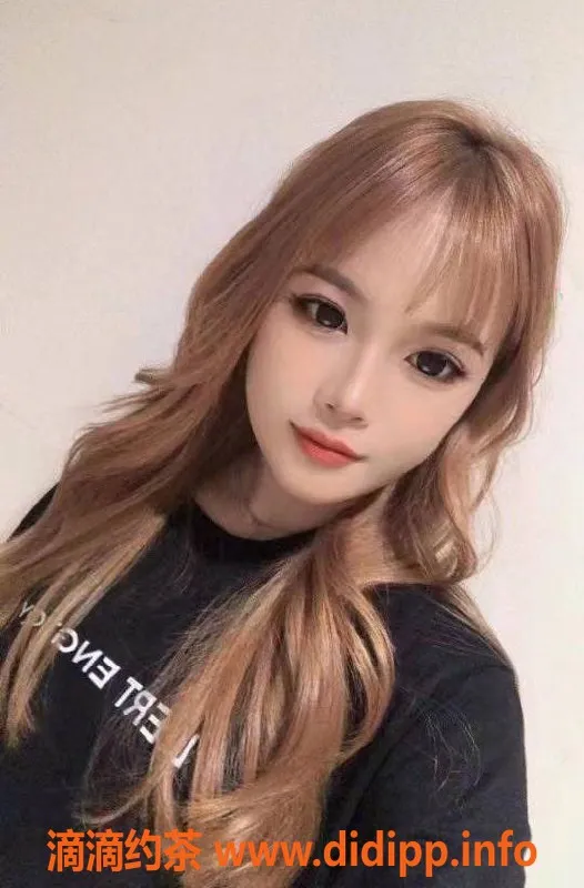 深圳楼凤-龙华区依甜（蛇吻69）优惠来袭，价格超值