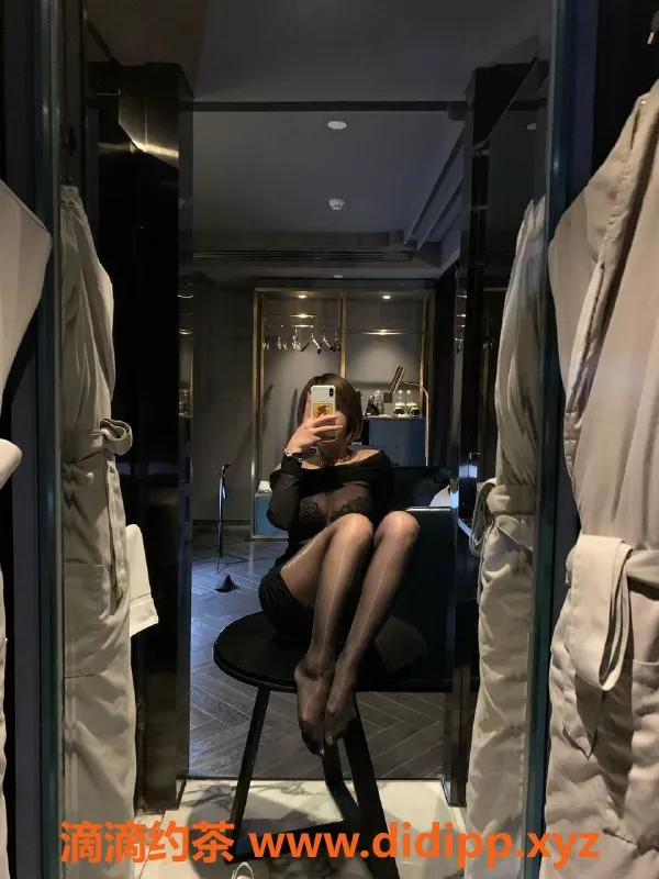 上海楼凤-浦东陆家嘴Jane，158高38C，体验高品质服务