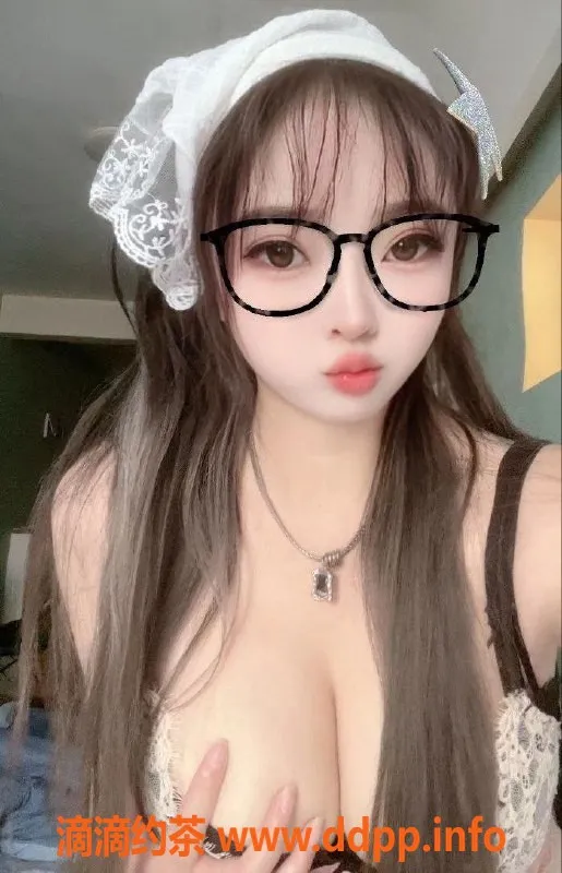 深圳楼凤资源信息,福田区小雅老师，价格实惠，胸围36C