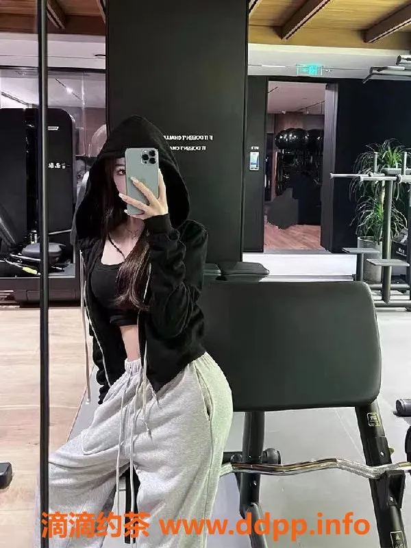 上海外围资源信息,馨儿妹子，身材完美，骚到极致，套餐10元