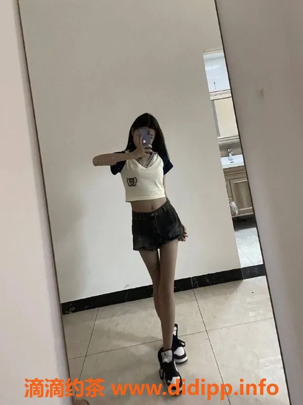 昆明楼凤-盘龙区贝贝，20/夜可爱嫩妹，服务多样