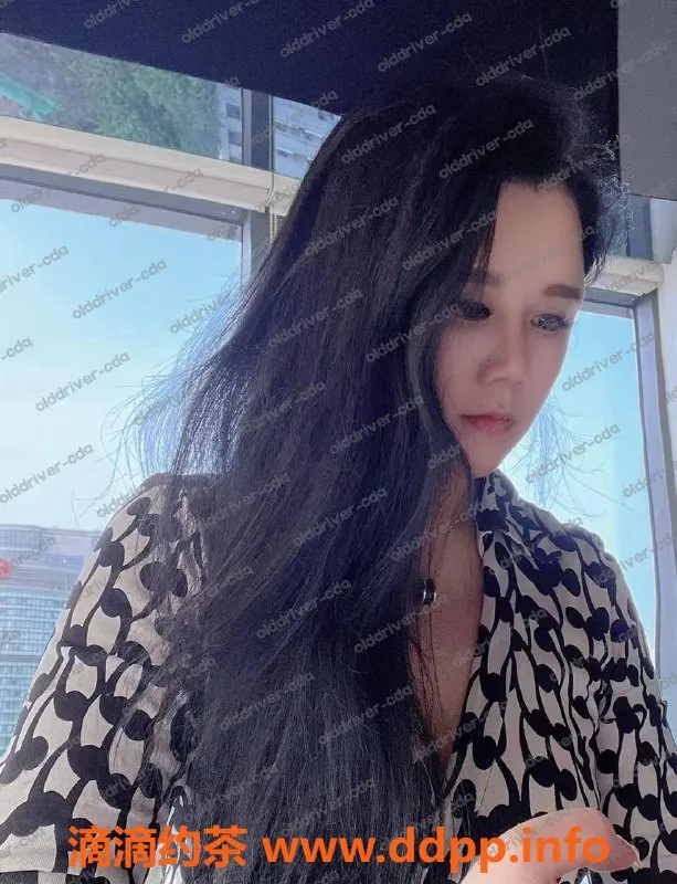 成都楼凤-锦江区宋祖儿，24岁C罩杯800p随叫随到！