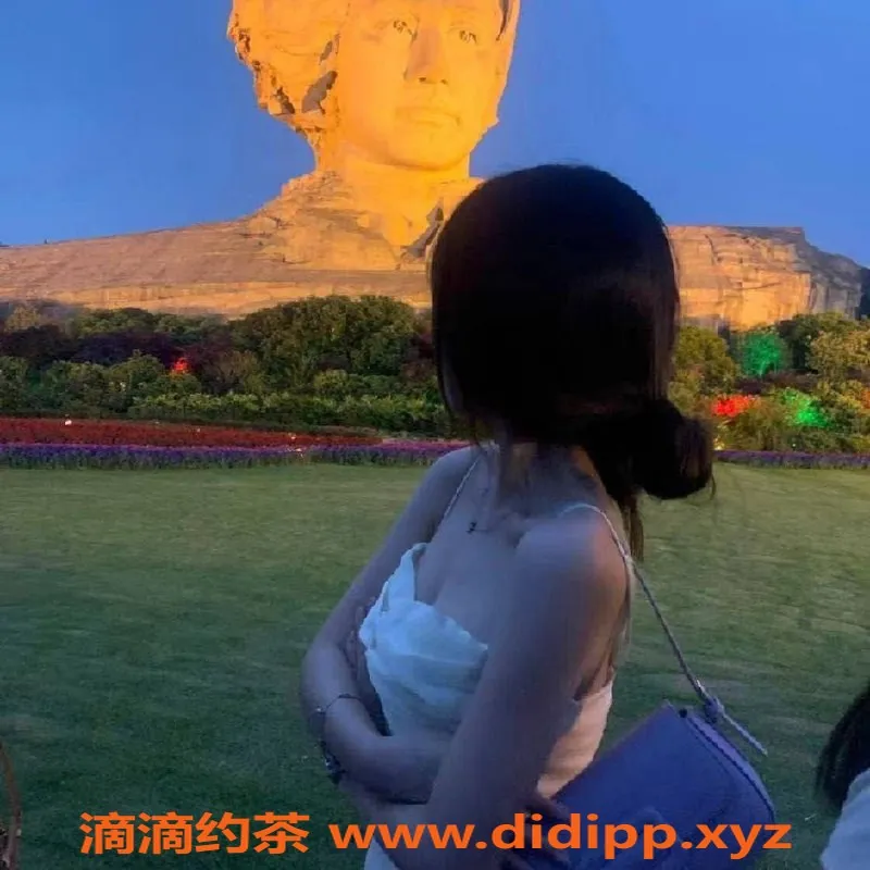 北京楼凤-朝阳站温柔可爱少女 20岁168-B茶费6