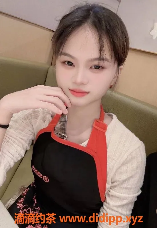 深圳楼凤-龙华区嫩妹小婷，900元一课，1600元两课