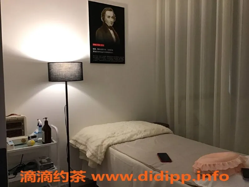 北京抓龙筋-朝阳北苑心怡，158cm，50kg，胸围90的优雅体验