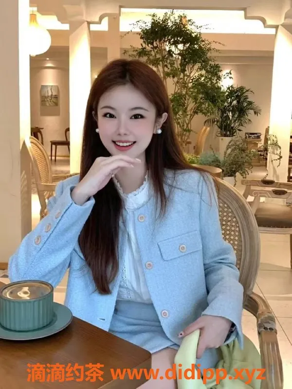 广州楼凤-天河御姐宝宝吖，8P双飞口爆体验