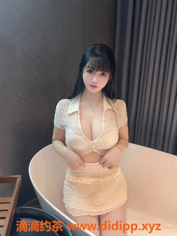 北京楼凤-朝阳百子湾蜜蜜，165cm 22岁 1200p抢手服务