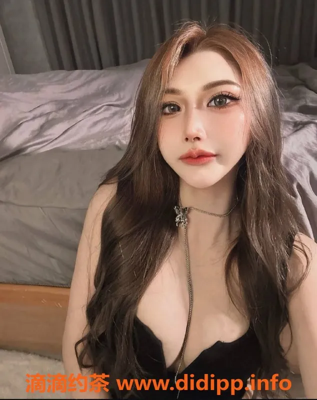 广州楼凤-天河御姐舒芙蕾，24PP大长腿舌吻服务