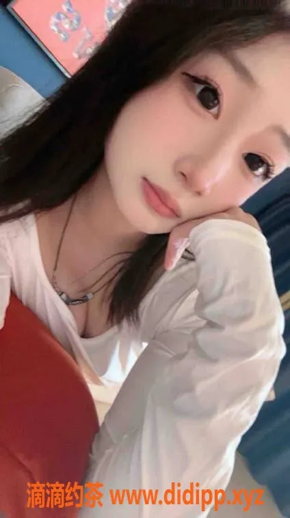 广州楼凤资源信息,天河嫩妹苏酥，价格6P，舌吻服务等你来体验