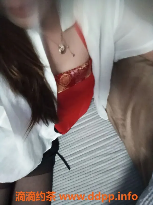 广州楼凤-海珠区26岁芊芊，168cm，55kg，500起服务多样！