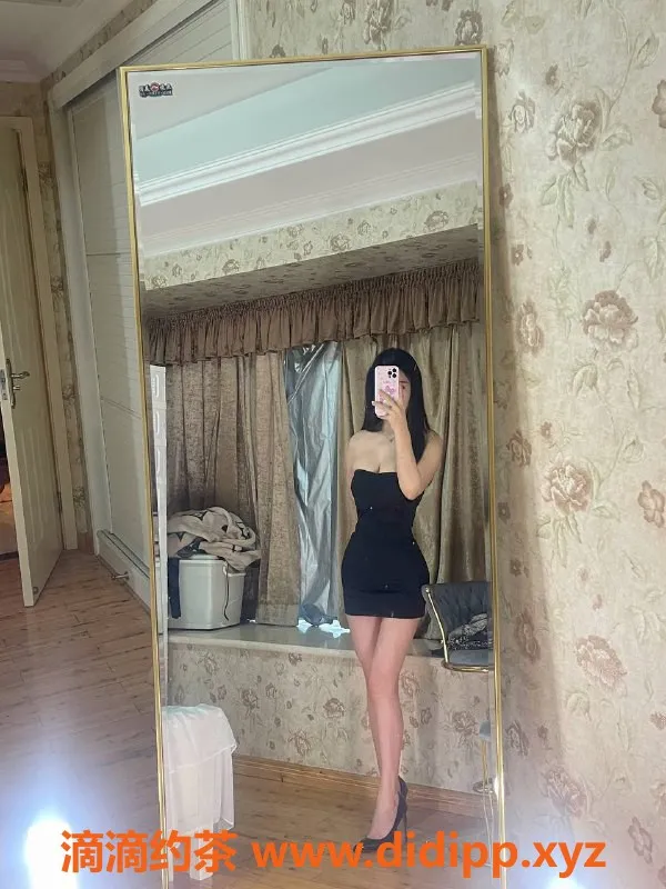 成都楼凤-武侯南门露露，162身高98斤，D罩杯，1000P