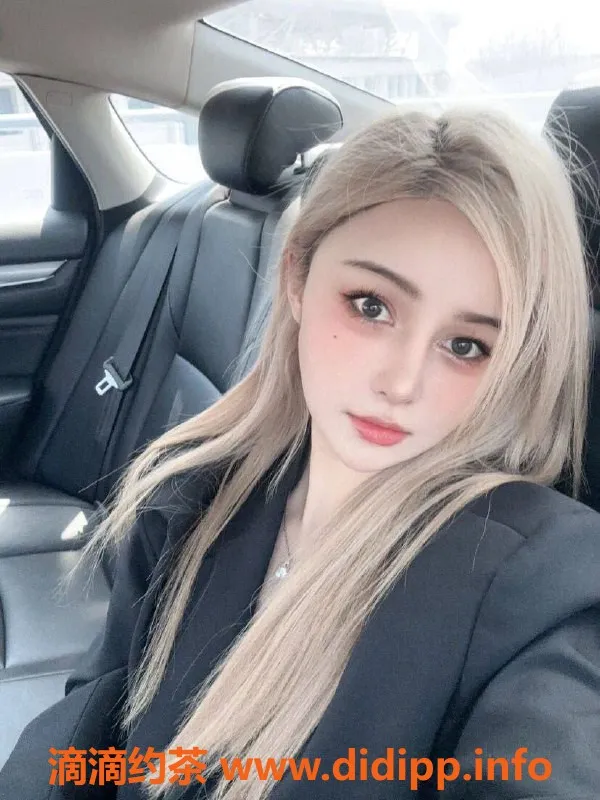 深圳楼凤-南山中乌混血依娜，1300起，服务超赞！