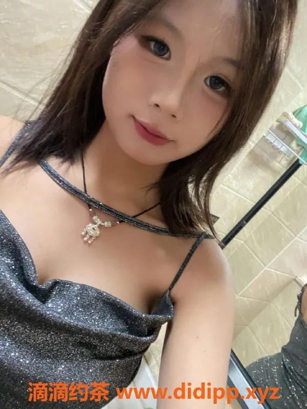 广州楼凤-花都嫩妹慧慧，700元视频验证服务