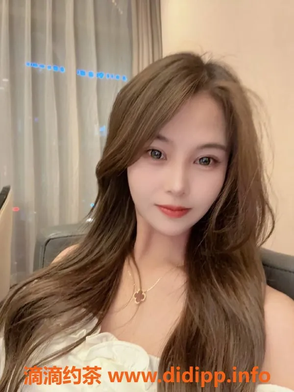 深圳楼凤资源信息,南山痞幼老师 170大长腿 1000元起