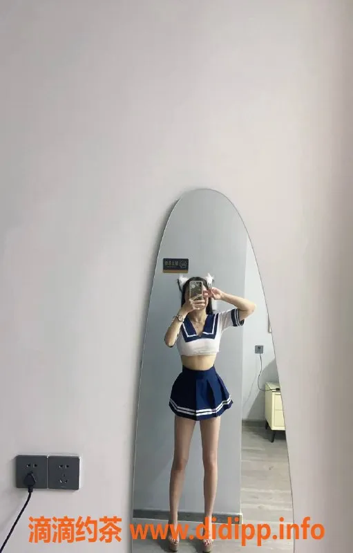 成都楼凤-金牛区诗诗，158cm，85斤，水中服务500bt