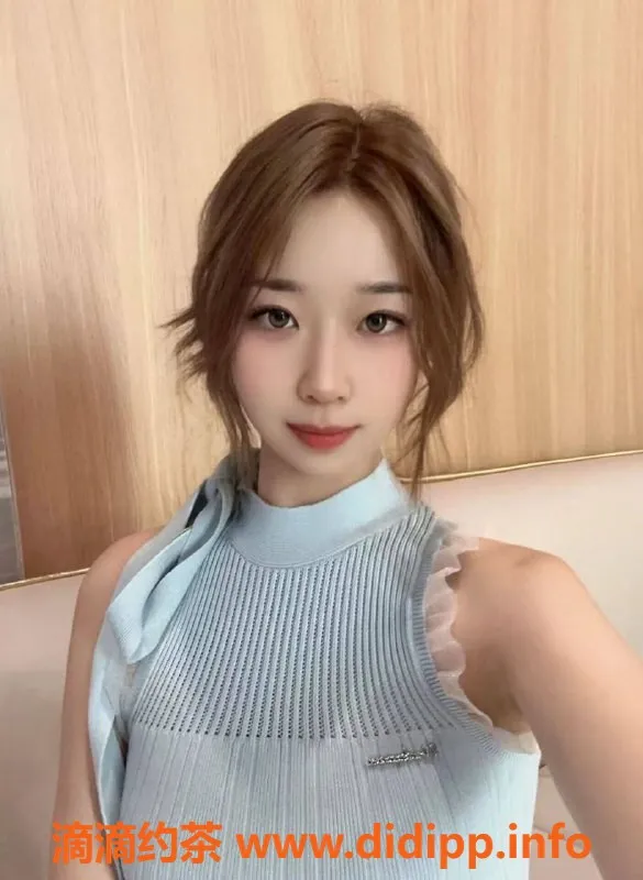 北京楼凤-朝阳大悦城20岁甜美学妹，蜜桃翘臀超诱人