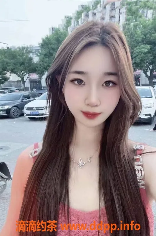 北京楼凤-朝阳大悦城20岁甜美学妹，蜜桃翘臀超诱人