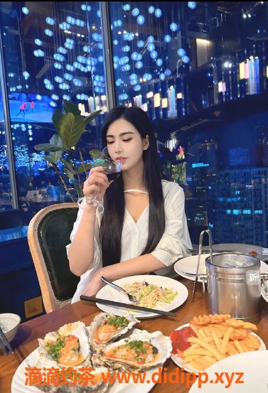 深圳楼凤-温婉，深圳南山，1100元起，制服诱惑等服务