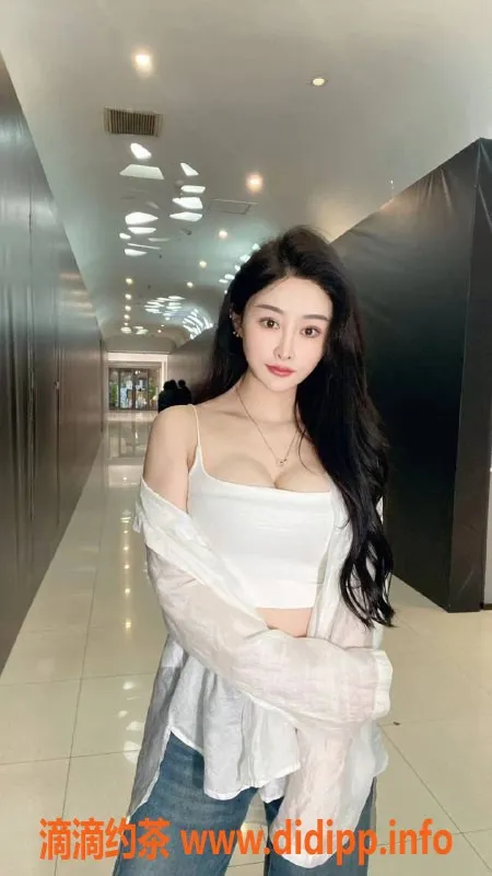 北京楼凤-三里屯伊伊，25岁165cm，36C魅力南方妹子