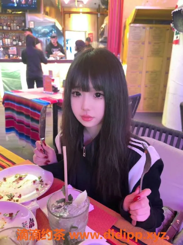 深圳楼凤资源信息,深圳胡桃，1200元体验舌吻与制服诱惑