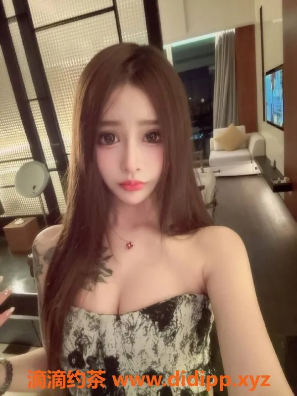 东莞楼凤-南城小狐狸，服务超值，P/800 PP/1600