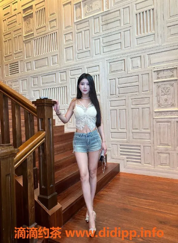 广州楼凤-广州天河半夏，特价1000元，36式体验等你来