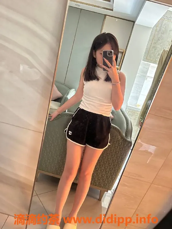 广州楼凤-广州天河区萱萱，600元胸推鸳鸯浴体验