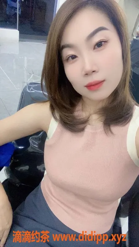 广州楼凤资源信息,广州天河雅儿，400元陪浴，69式服务抢眼！