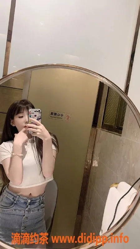 重庆楼凤资源信息,渝北自营妹子栩栩，165cm身材火辣，服务中等