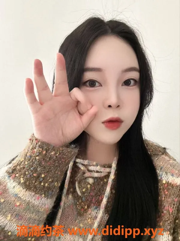 杭州楼凤-上城区圆圆，20岁165cm，600p超值服务