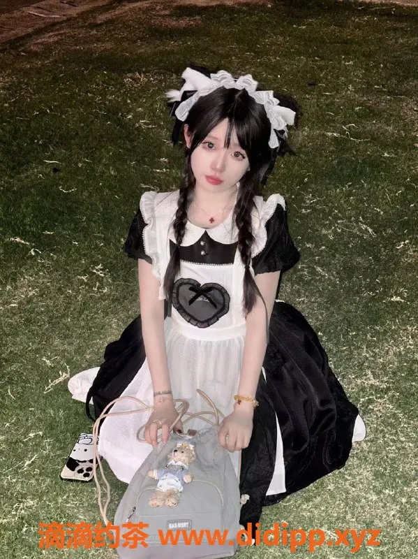 深圳楼凤-福田胡桃 155cm B罩杯 1200P亲密服务