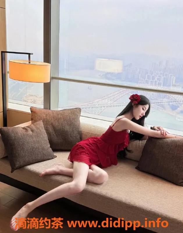 广州楼凤-梦梦，天河区姑娘，茶费2500/2p等你体验