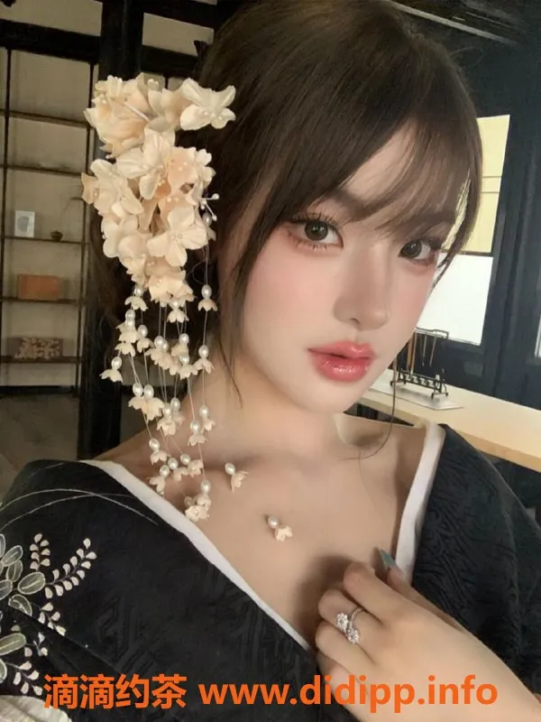 深圳楼凤-深圳南山高老师一一，175D大胸长腿，1388起