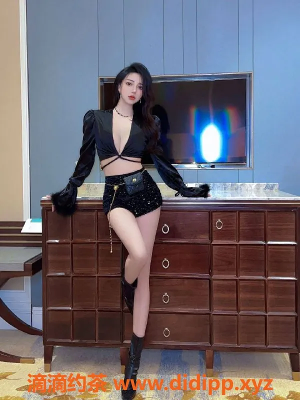 杭州楼凤-杭州上城区小啊柒 90斤 性感甜美陪浴体验