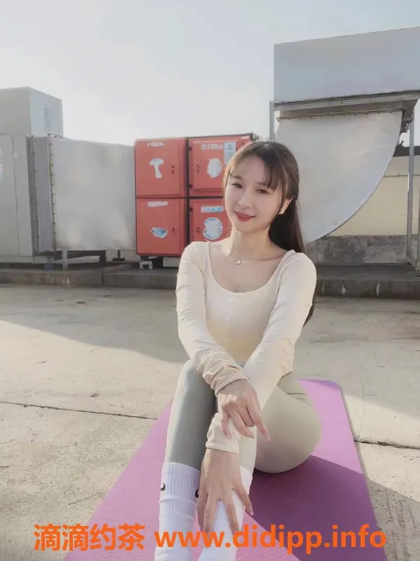 深圳楼凤资源信息,龙岗小汐，1200元起，服务多样，验证靠谱