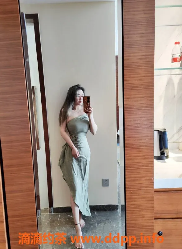 深圳楼凤-南山艾米，课费800p，服务优质等你来体验！