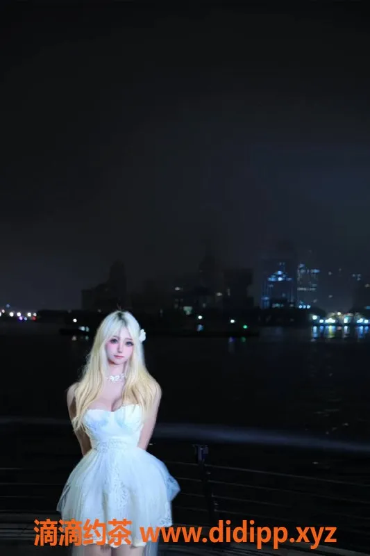 深圳楼凤-深圳福田洛洛，170高49轻盈嫩妹，舌吻服务