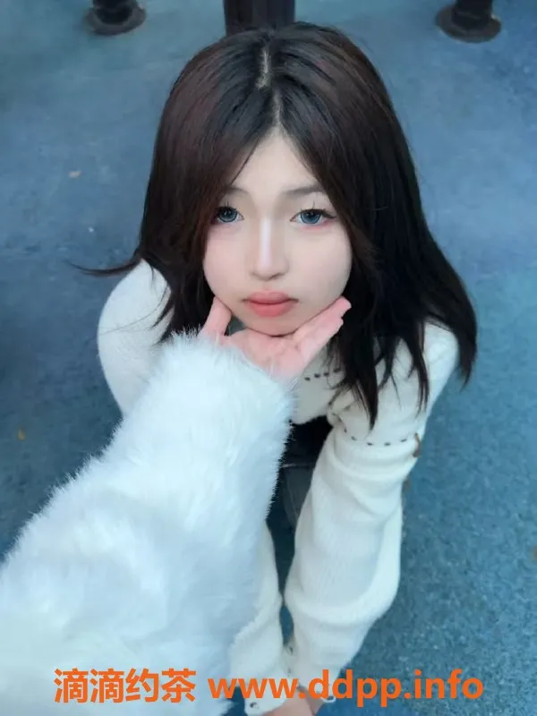 成都楼凤-成都小汐 17岁，身高160，体重95，服务500起