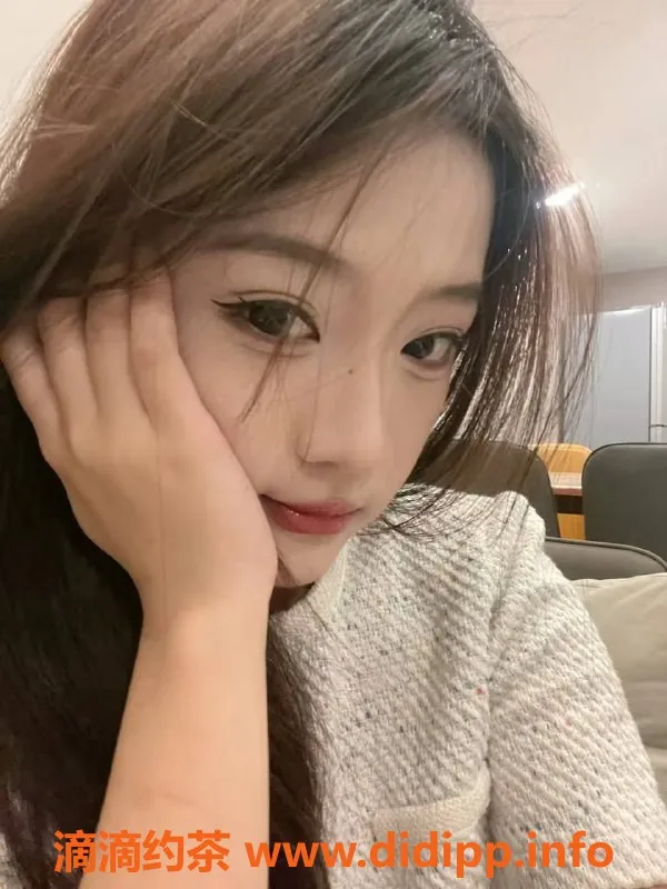 东莞楼凤-大朗月月，600起，夜价3000，优质服务等你来体验！