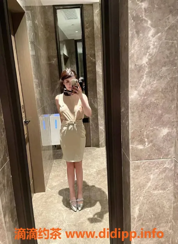 上海楼凤-浦东19岁瑶瑶，36C嫩妹，700元起！