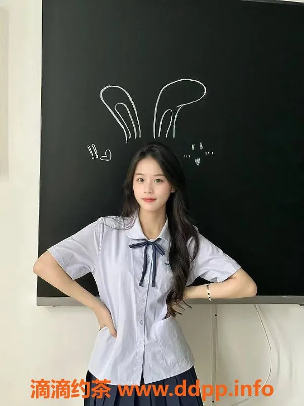 深圳楼凤-宝安怡怡，1200元起，鸳鸯浴+制服服务