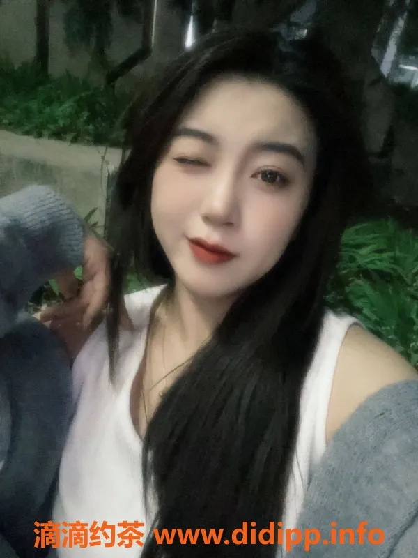 北京楼凤-北京立水桥琪琪，175cm高，22岁，茶费只需1K