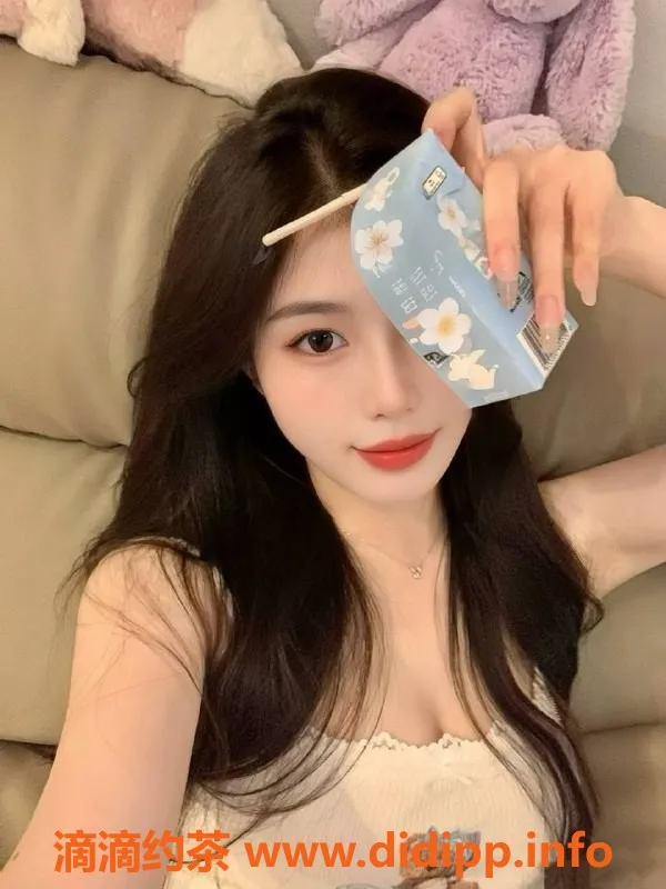 深圳楼凤-南山一菲，口爆服务1200元，激情无限！