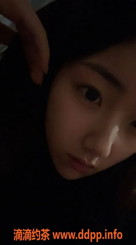 上海楼凤-普陀小榴莲，165高颜值嫩妹，1200P起